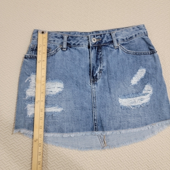 Vanilla Star Distressed Fringe High Low Hem Denim Mini Jeans Skirt Size 5 - Picture 12 of 16